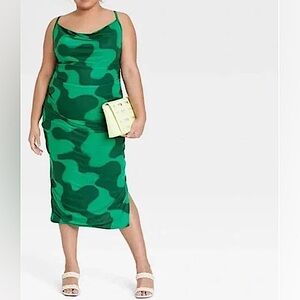 Ava and Viv Plus-Size Emerald Green Midi Dress